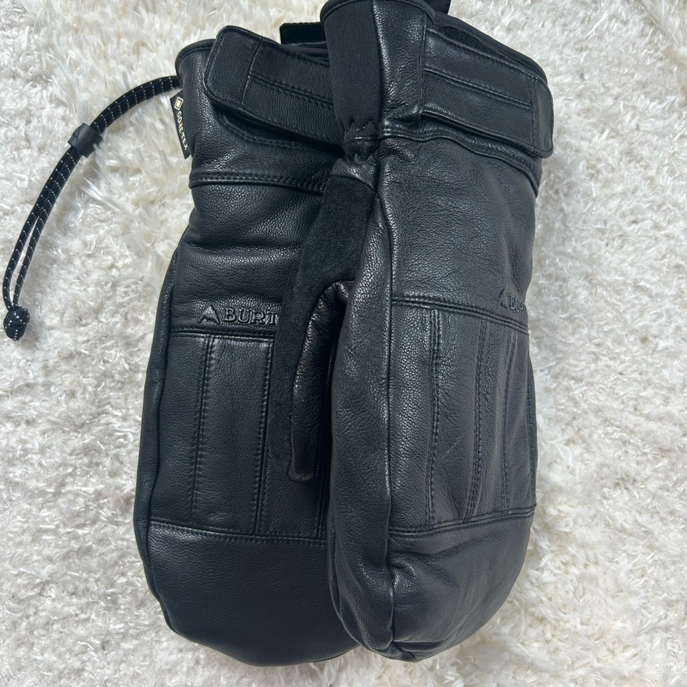Burton Black Leather Snow mittens Gloves with Rugged Design
